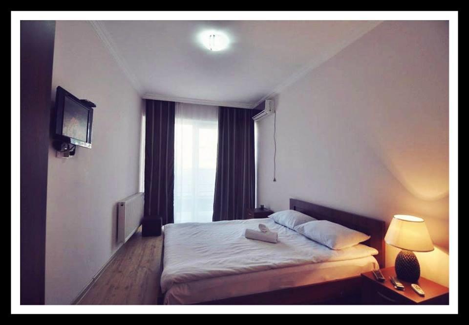 Hotel Nina Tbiliszi Kültér fotó